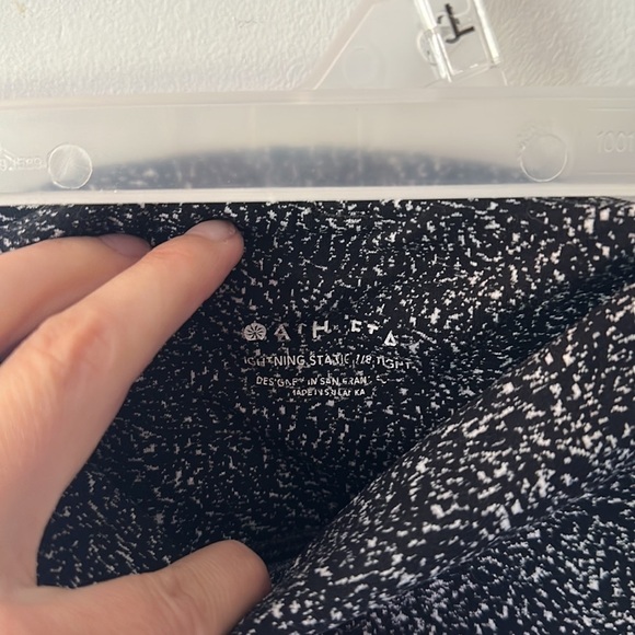 Athleta Lightning Stash 7/8 tight - black/white - Picture 5 of 7